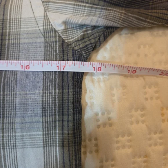 Nautica Jeans Co  Boys Blue Plaid Button Down Long Sleeve Shirt Size S - Picture 9 of 10